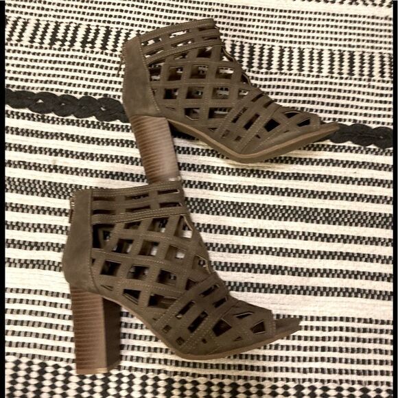 Qupip ankle boots Size 7 - Picture 5 of 8